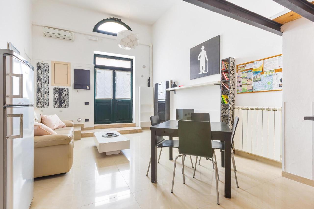 L'Appartamentino Holiday Home Лече Екстериор снимка